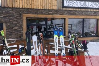 prahain.cz/jidlo/pec-pod-snezkou-smazak-a-velke-hranolky-za-410-korun-ceny-jidel-vyhani-rodiny-z-restauraci-11301.html?utm_source=www.seznam.cz&utm_medium=seznam_distribuce&utm_campaign=lide